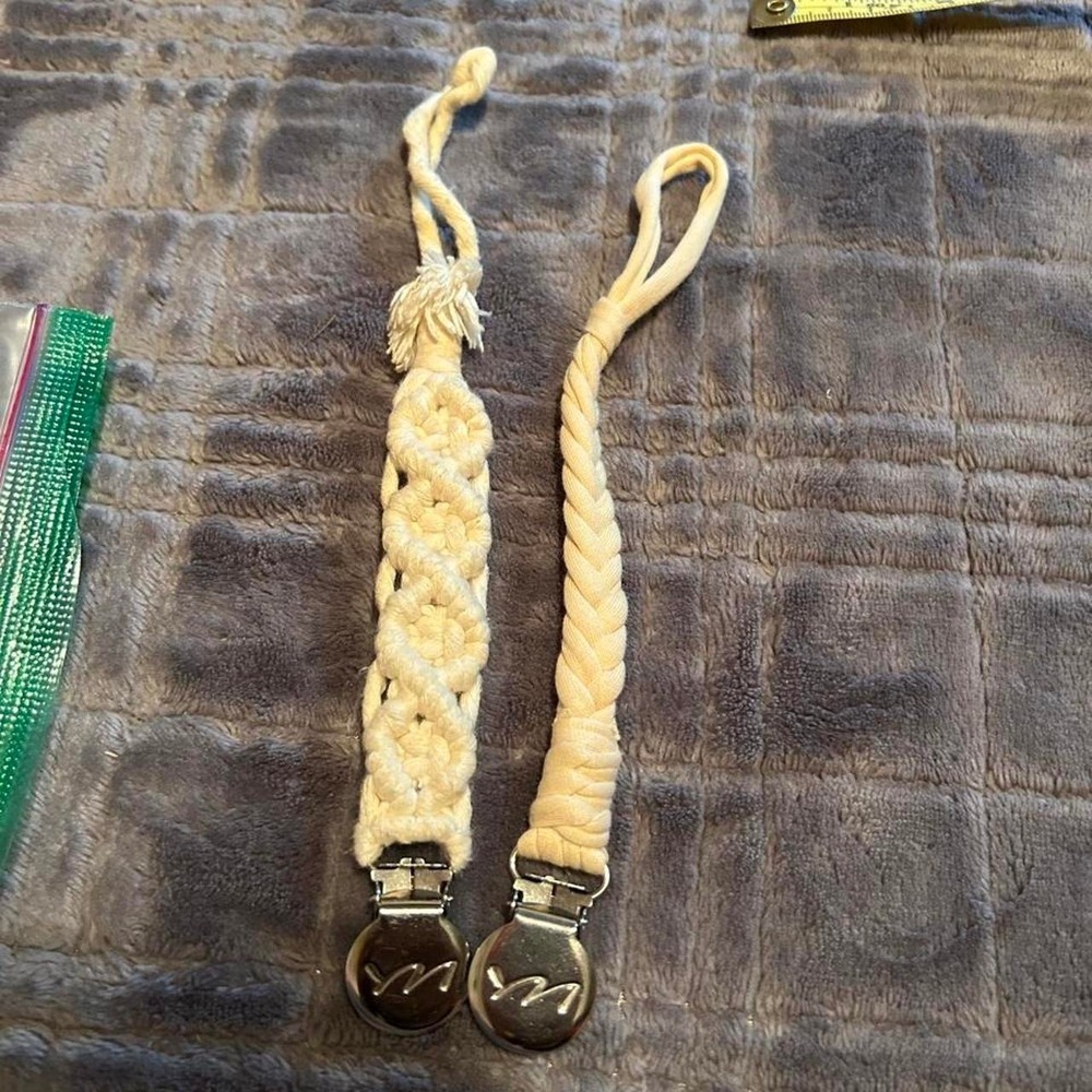 paci clips